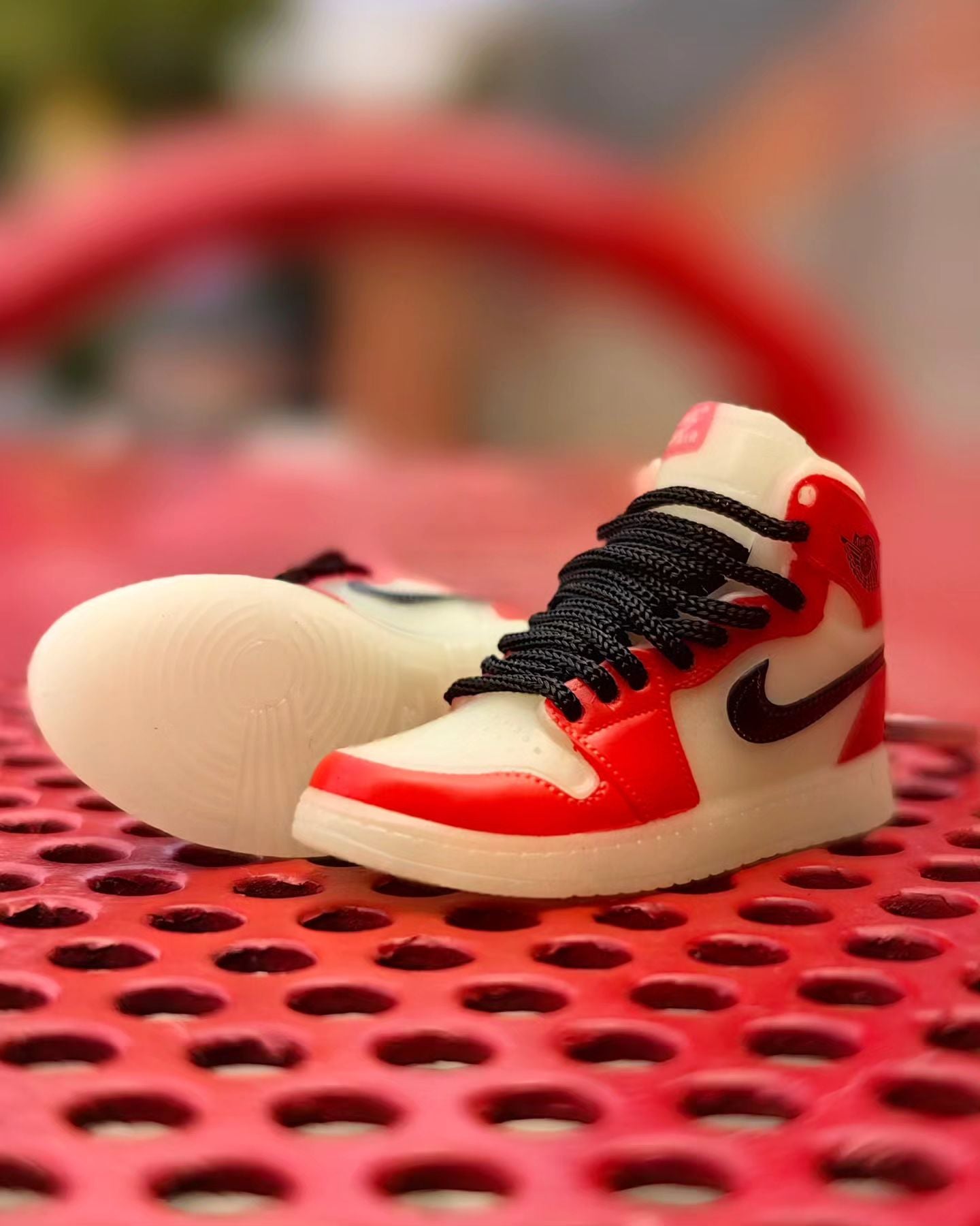 MINI JORDAN 1 CHICAGO (PHOSPHORESCENT)