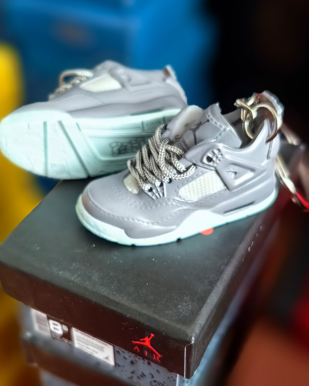 MINI JORDAN 4 KAWS